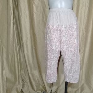 Take nine maternity crop pants size L
